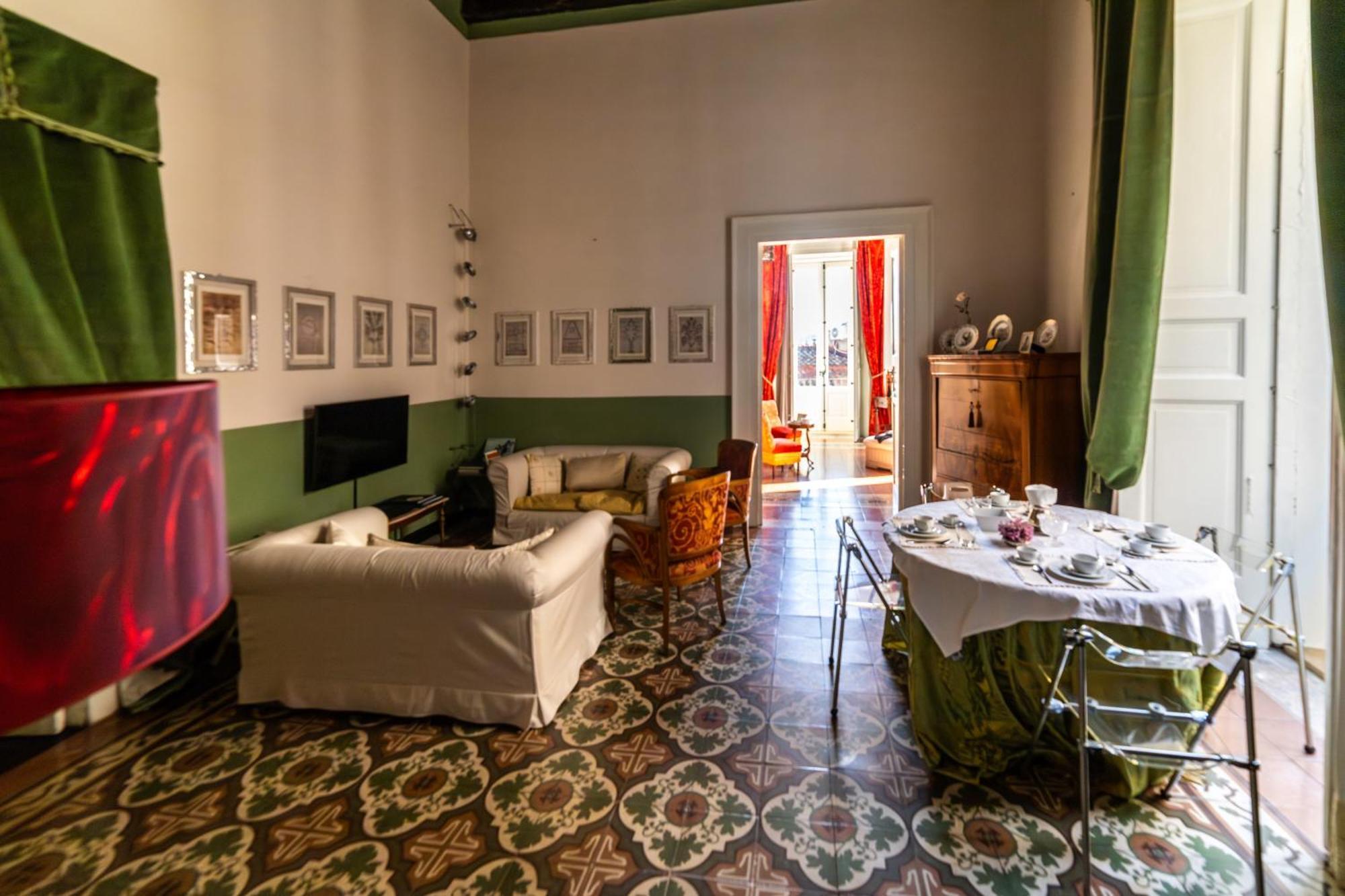 Dimora Storica Giostra Vecchia - Palazzo Grisolia 1809 Cosenza Exterior foto