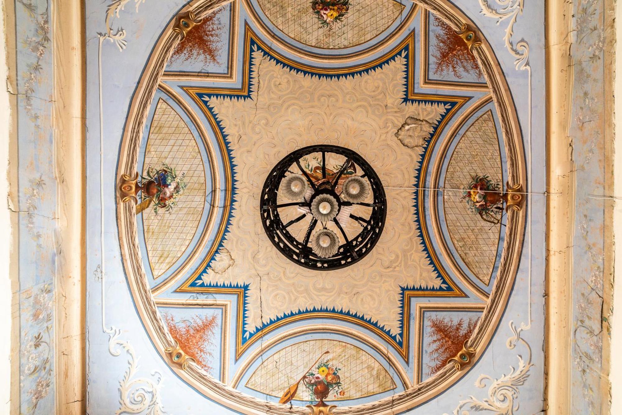 Dimora Storica Giostra Vecchia - Palazzo Grisolia 1809 Cosenza Exterior foto